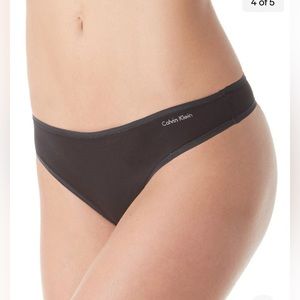 Calvin Klein QD3643 Form Cotton Blend Thong NWT A34W360717 Size L